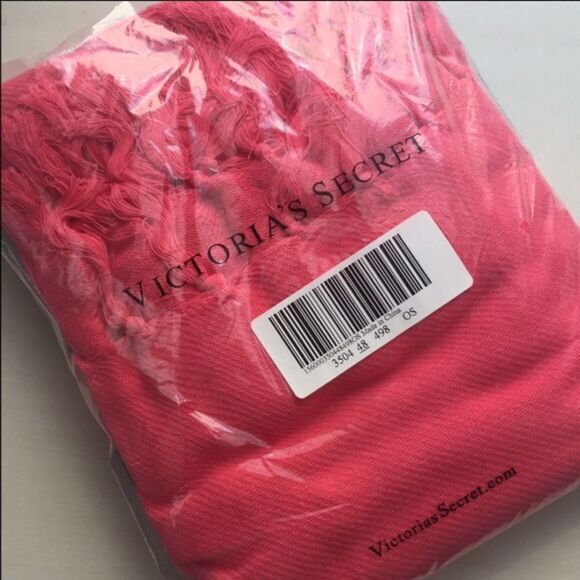 Victoria secret New  - Picture 1 of 2